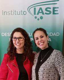 Claudine bernardes e Marcelli Ferraz - Psicoterapeuta, escritora e diretora de EPsiHUM IASE.